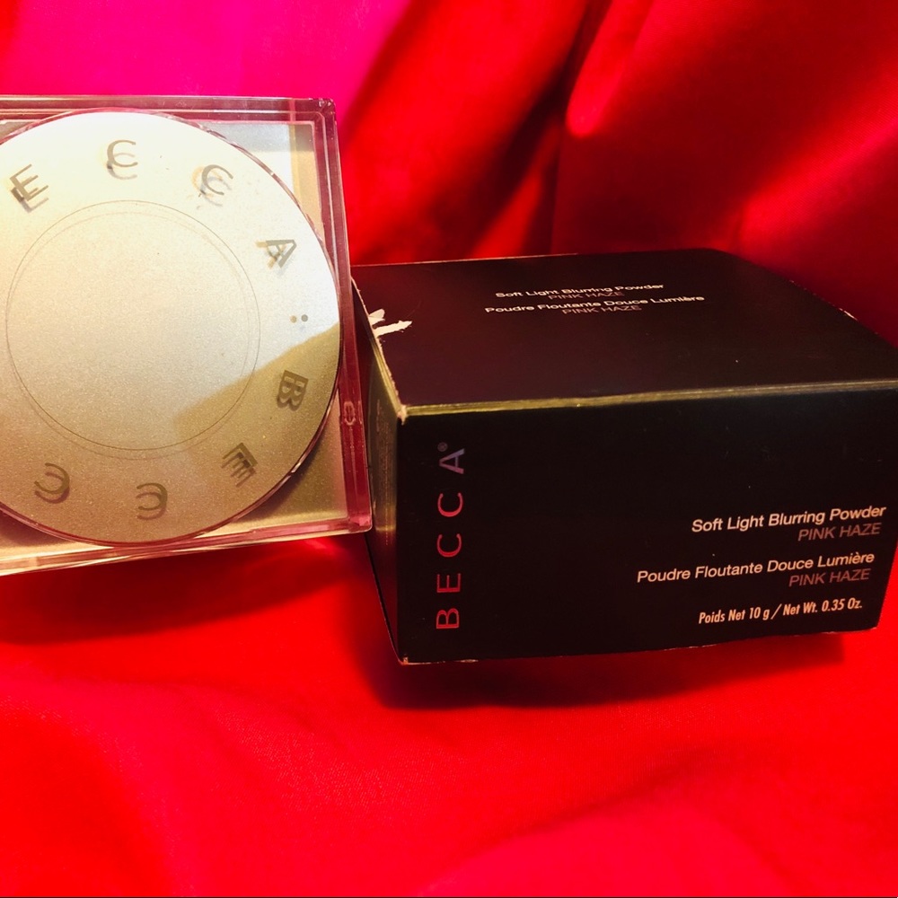 Becca Blurring Powder